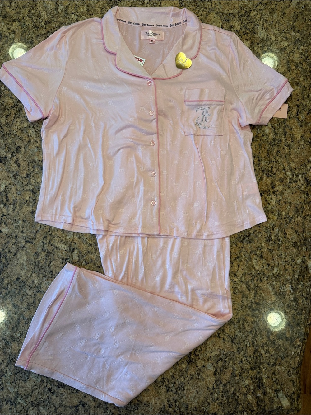 NWT Women’s Juicy Couture Light Pink Short Sleeve Button Pajama Set - Size XL